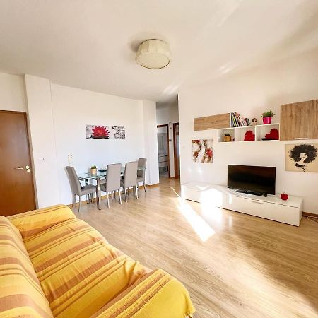 Lovely Apartment A Due Passi Dal Mare Rimini Extérieur photo